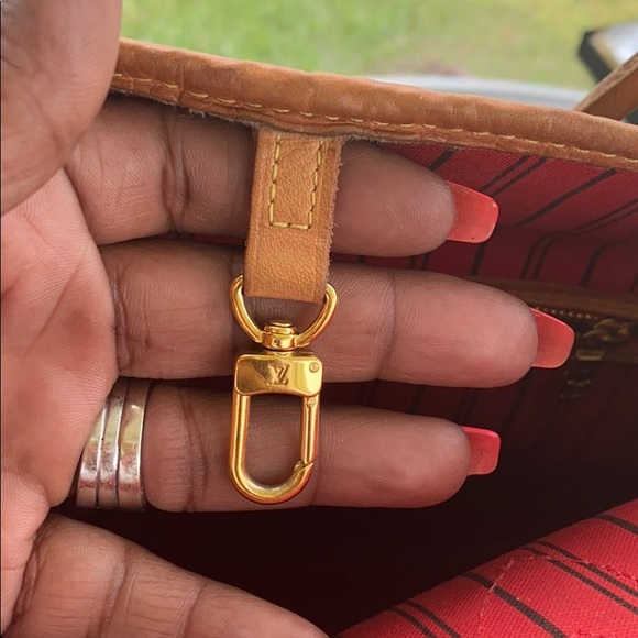Authentic Louis Vuitton Alright!! Open to offers - Picture 13 of 16